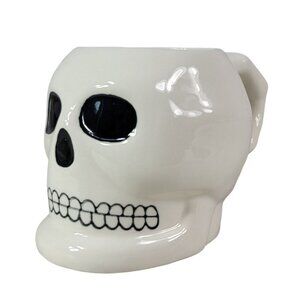 Crofton Halloween Skull Mug White 11oz Day Of The Dead Scary Head Figural Aldi